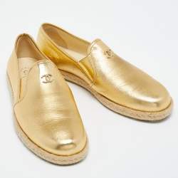 Pre Owned Chanel Metallic Gold Leather CC Slip On Espadrilles Flats Size 39.5