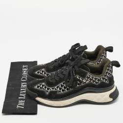 Pre Owned Chanel Black/Grey Suede and Mesh Calfskin Embroidered CC Sneakers Size 37.5