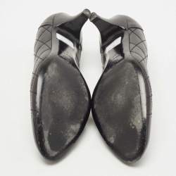 Chanel Black Quilted Leather and CC Cap Toe Pumps Size 37