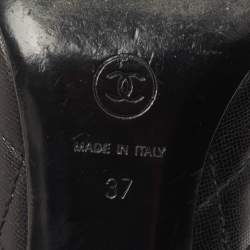 Chanel Black Quilted Leather and CC Cap Toe Pumps Size 37