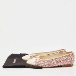 Pre Owned Chanel Pink/Off White Tweed and Leather CC Cap Toe Bow Ballet Flats Size 37