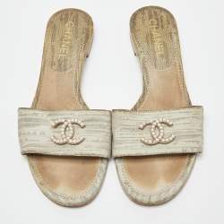 Pre Owned Chanel Olive Green Lizard Embossed Leather Pearl Embellished CC Flat Slides Size 38