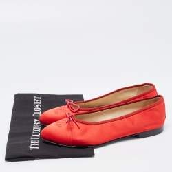 Pre Owned Chanel Red Satin CC Cap Toe Ballet Flats Size 41