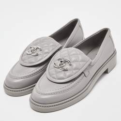 Pre Owned Chanel Grey Quilted Leather CC Turnlock Loafers Size 38.5