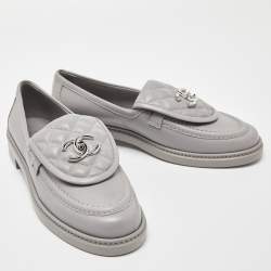 Pre Owned Chanel Grey Quilted Leather CC Turnlock Loafers Size 38.5