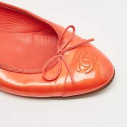 Pre Owned Chanel Red Patent CC Ballet Flats Size 41