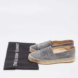 Chanel Grey Suede CC Espadrille Flats Size 37 