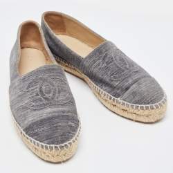 Chanel Grey Suede CC Espadrille Flats Size 37 