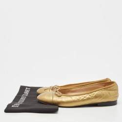 Pre Owned Chanel Gold Leather CC Ballet Flats Size 38