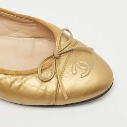 Pre Owned Chanel Gold Leather CC Ballet Flats Size 38