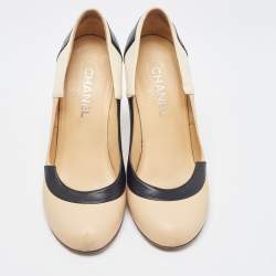 Pre Owned Chanel Tricolor Leather CC Round Toe Pumps Size 39.5