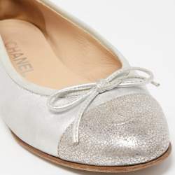 Pre Owned Chanel Silver Leather CC Cap Toe Ballet Flats Size 37