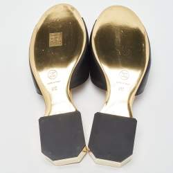 Pre Owned Chanel Black Leather Slide Sandals Size 41