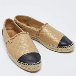 Chanel Beige/Black Quilted Leather Chain-Link CC Espadrille Size 42