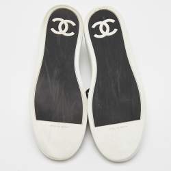 Pre Owned Chanel Black/White Rubber and Leather CC Low Top Sneakers Size 41