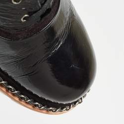Pre Owned Chanel Black Patent Leather Chain Detail Lace Up Boots Size 42