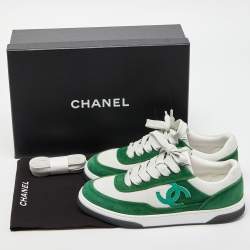 Pre Owned Chanel Green/White Suede Low Top Sneakers Size 37.5