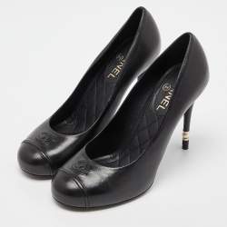 Pre Owned Chanel Black Leather Pearl Heel CC Cap Round Toe Pumps Size 38.5