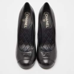Pre Owned Chanel Black Leather Pearl Heel CC Cap Round Toe Pumps Size 38.5
