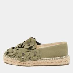 Chanel Olive Green Canvas CC Camelia Espadrille Flats Size 36