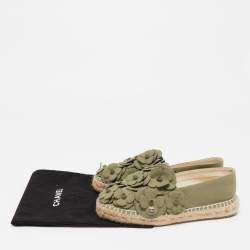 Chanel Olive Green Canvas CC Camelia Espadrille Flats Size 36