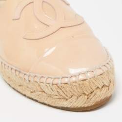 Pre Owned Chanel Light Pink Patent Leather CC Espadrille Flats Size 36