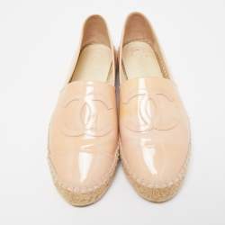 Pre Owned Chanel Light Pink Patent Leather CC Espadrille Flats Size 36