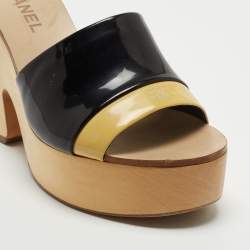 Chanel Two Tone Patent Leather CC Platform Slide Sandals Size 41