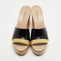 Chanel Two Tone Patent Leather CC Platform Slide Sandals Size 41