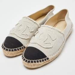 Pre Owned Chanel Off White/Black Canvas CC Cap Toe Espadrille Flats Size 37