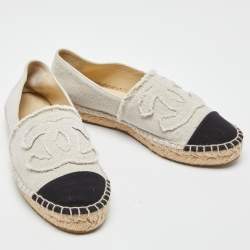 Pre Owned Chanel Off White/Black Canvas CC Cap Toe Espadrille Flats Size 37