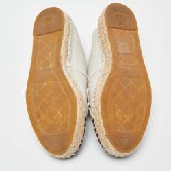 Pre Owned Chanel Off White/Black Canvas CC Cap Toe Espadrille Flats Size 37
