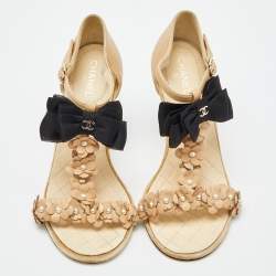 Chanel Beige/Black Leather Faux Pearl Embellished Camellia and CC Bow T-Strap Sandals Size 37