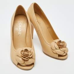 Pre Owned Chanel Beige Leather CC Camellia Peep Toe Pumps Size 39