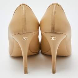 Pre Owned Chanel Beige Leather CC Camellia Peep Toe Pumps Size 39
