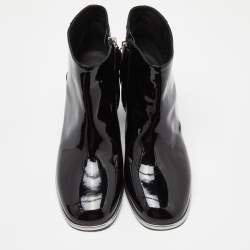 Chanel Black Patent Leather CC Ankle Boots Size 40 