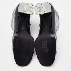 Chanel Black Patent Leather CC Ankle Boots Size 40 