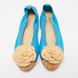 Pre Owned Chanel Blue/Beige Leather and Cork Cap Toe Camellia CC Ballet Flats Size 41