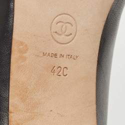 Pre Owned Chanel Black Leather and Patent Cap Toe CC Pumps Size 42