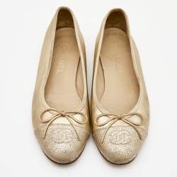 Pre Owned Chanel Gold Leather and Textured CC Cap Toe Bow Ballet Flats Size 37.5