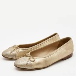 Pre Owned Chanel Gold Leather and Textured CC Cap Toe Bow Ballet Flats Size 37.5