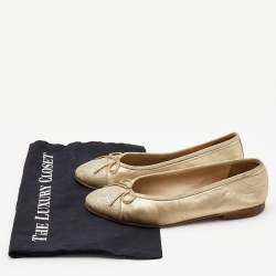 Pre Owned Chanel Gold Leather and Textured CC Cap Toe Bow Ballet Flats Size 37.5