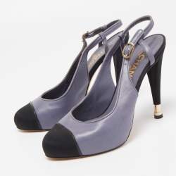 Pre Owned Chanel Two Tone Leather and Fabric CC Slingback Pumps Size 39