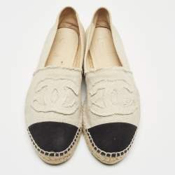 Pre Owned Chanel Cream Canvas CC Cap Toe Espadrille Flats Size 41