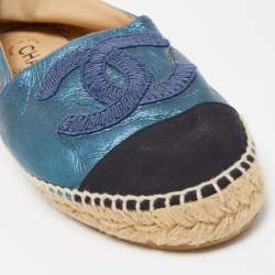 Chanel Blue/Black Leather and Canvas  CC Cap Toe Espadrille Flats Size 38