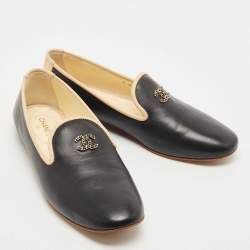 Pre Owned Chanel Black/Cream Leather CC Smoking Slippers Size 40