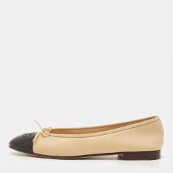 Pre Owned Chanel Beige/Black Leather Bow CC Cap Toe Ballet Flats Size 40