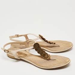 Chanel Beige Leather CC Coin Thong Strap Flat Sandals Size 39.5
