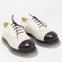 Pre Owned Chanel White/Black Canvas and Leather Cap Toe Oxford Sneakers Size 40