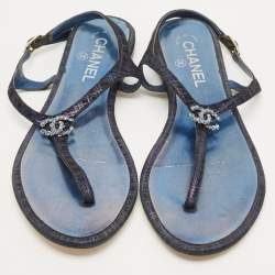 Chanel Navy Blue Texture Suede CC Thong  Flats Size 39